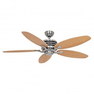 Ventilateur de plafond moderne avec quatre pales en bois et base en métal brillant, prêt à être utilisé. mode hiver et été d'un ventilateur de plafond.